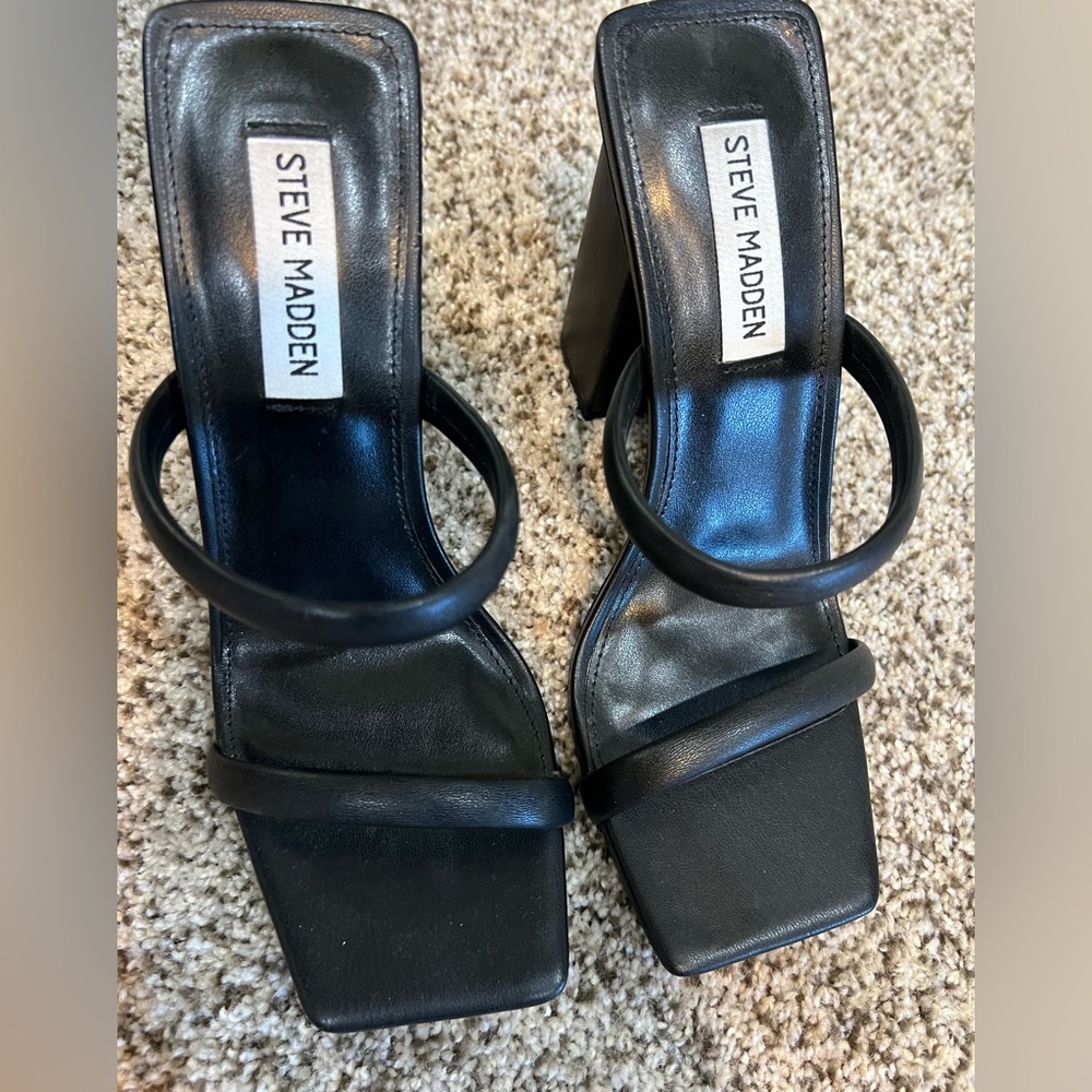 Steve Madden Blake heels